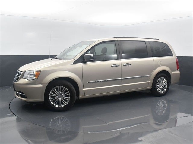 2015 Chrysler Town &amp; Country Touring-L